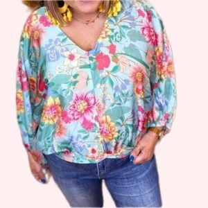 Umgee Puff Sleeve Top Size S